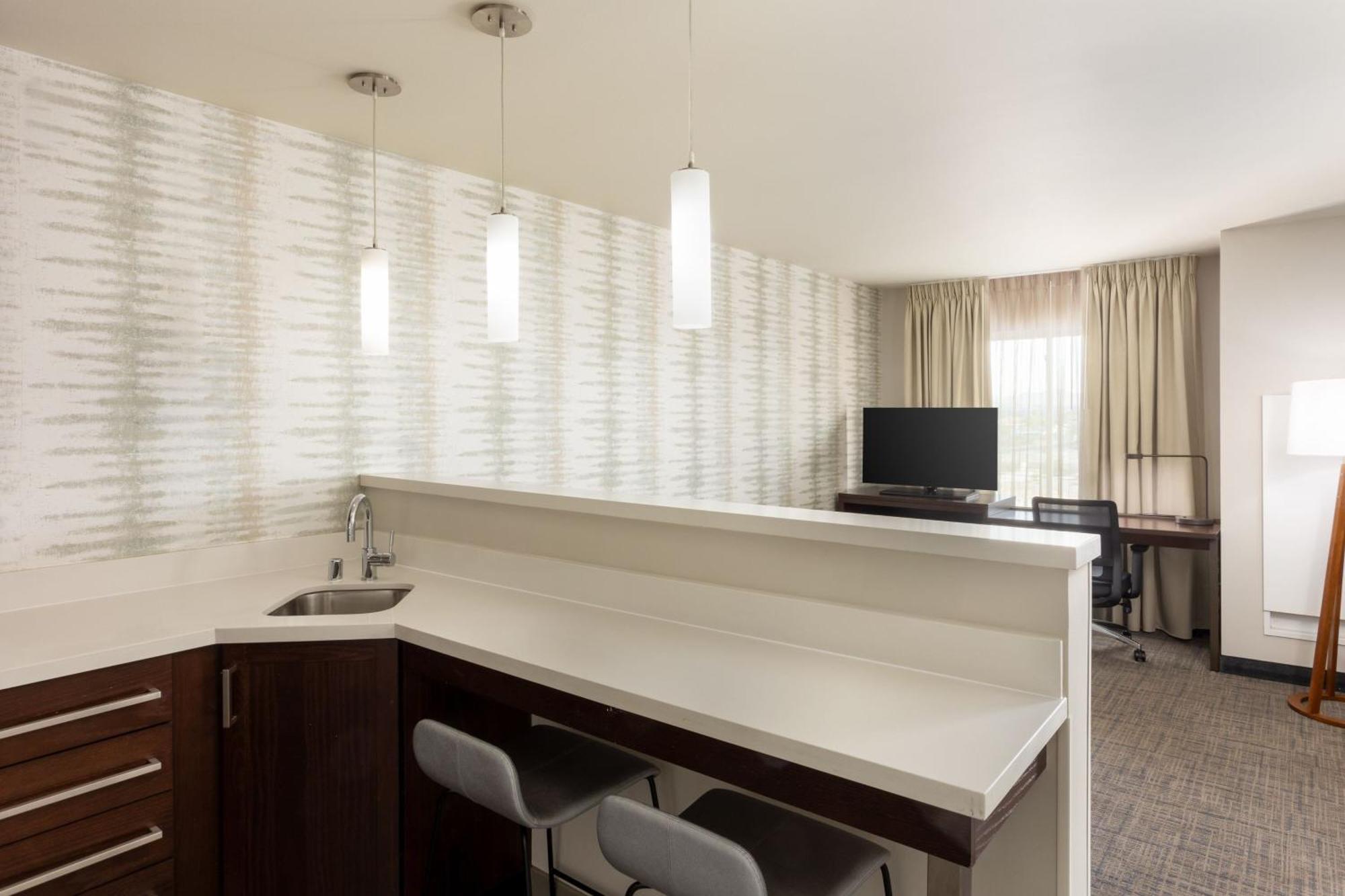 Residence Inn By Marriott Las Vegas Airport Экстерьер фото