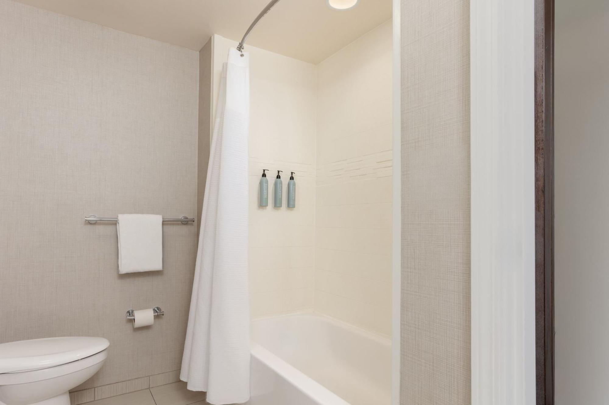 Residence Inn By Marriott Las Vegas Airport Экстерьер фото